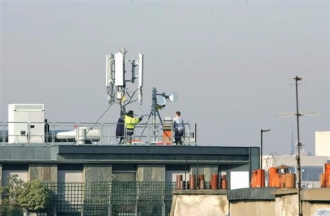 Une antenne-relais à Paris (AFP)