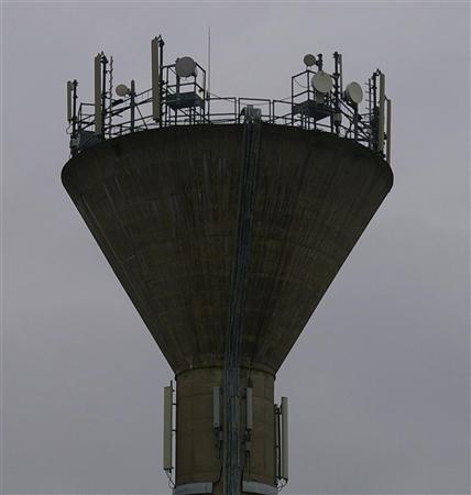 Le « Collectif pour la vie » a déposé une plainte contre X au TGI de Dijon pour faire cesser les émissions de WiMax Photo N.D.