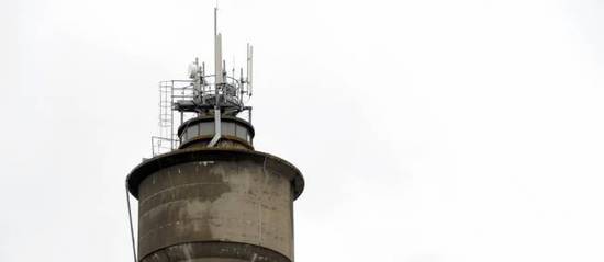 Les antennes-relais sont soupçonnées de favoriser l'apparition de cancers. © Jean-Pierre Muller / AFP