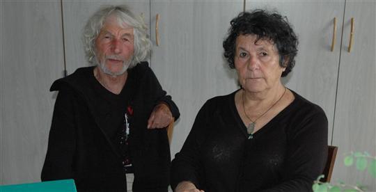 Les Talantais Robert et Michèle Cautain, parents d'une fille électrohypersensible, dénoncent un scandale sanitaire.