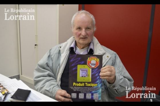 Pour Joseph Muller, retraité de 72 ans, il faut dire non au compteur Linky. Il affirme : « Ce produit est toxique. Mais comme on est dépendant à l’électricité, le fournisseur pense pouvoir faire ce qu’il veut. » Photo Mélanie COTTREZ