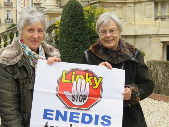 Florence Saunier et Solange Soinard sont membres du collectif Stop-Linky 76-27 et seront à Caudebec-lès-Elbeuf le 13 mars.