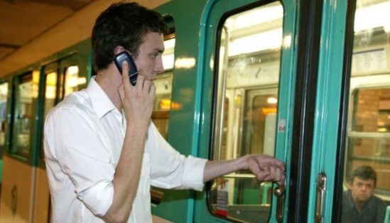"Wifi dans le métro : les usagers prennent-ils des risques pour leur santé ?" - Nouvel Observateur - 22/06/2012