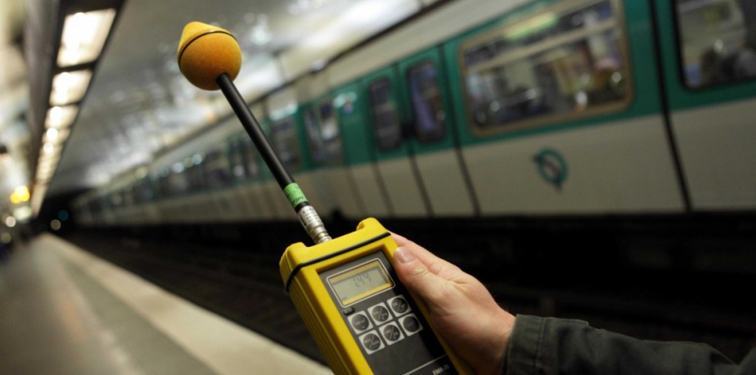 "Métro : un taux d'ondes téléphoniques trop élevé" - Sciences et Avenir - 21/01/2014