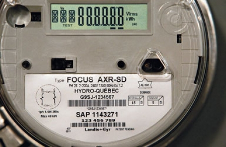 Selon un chercheur de réputation mondiale, les compteurs-émetteurs de radiofréquences proposés par Hydro-Québec pourraient constituer un risque sérieux à la santé.