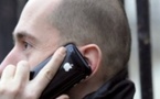 Téléphone mobile : Bruxelles invité à agir contre le danger des ondes - Challenges - 11/10/2011