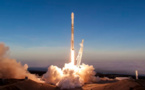 Starlink : Elon Musk dévoile la grappe de nano-satellites qu’il va disperser lors de son prochain tir d’essai - journaldugeek.com - 14/05/2019
