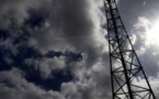 "Mobile : il faudrait tripler le nombre d'antenne-relais pour réduire les ondes !" - Le Parisien - 26/08/2013